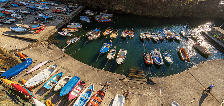 Kayak in Cinque Terre Natural Park Kayak in Cinque Terre Natural Park